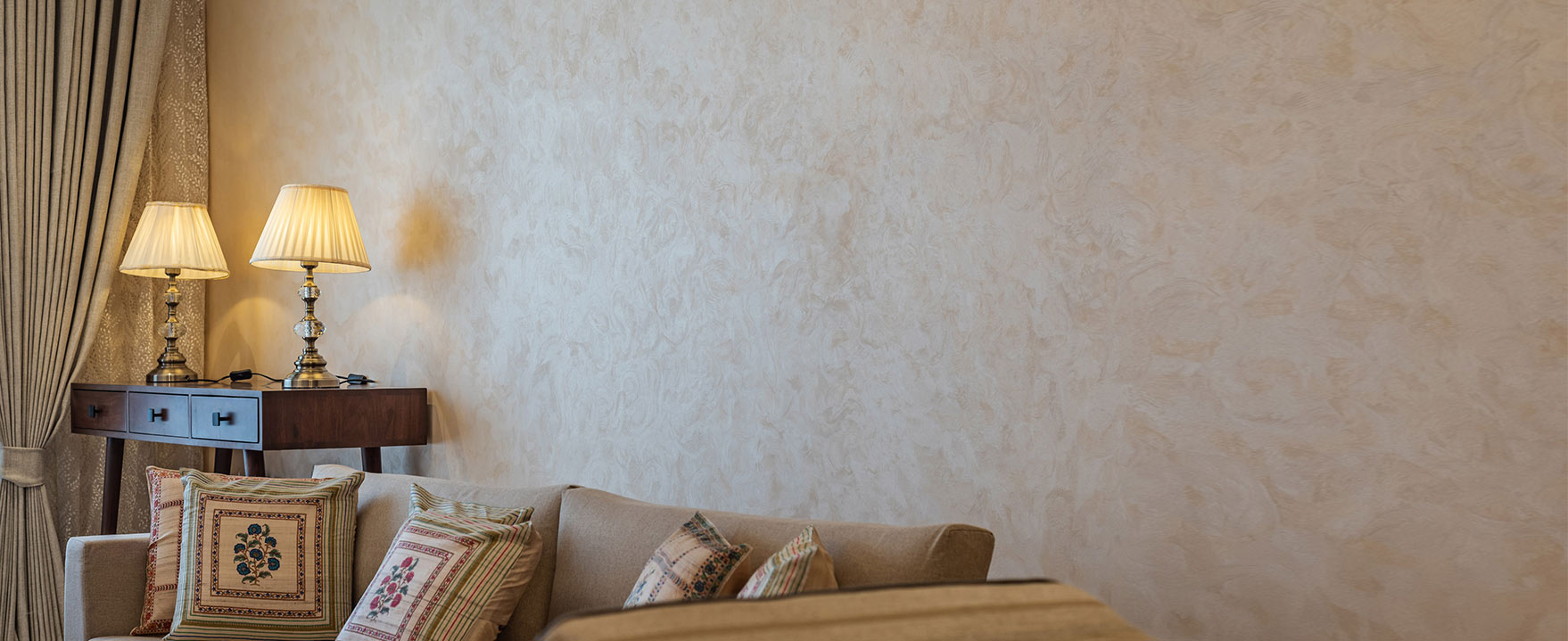 Italian Wall Plastering Techniques, Global Appeal: The Art in the Finishes at Design Unity